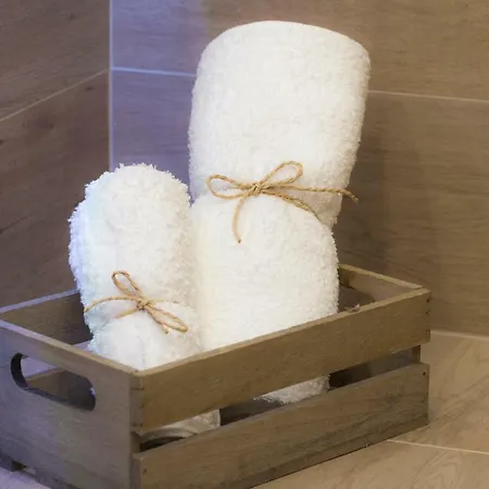 ベッド・アンド・ブレックファスト シェリー サレルノ