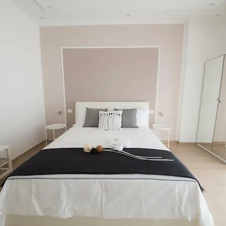 ベッド・アンド・ブレックファスト シェリー