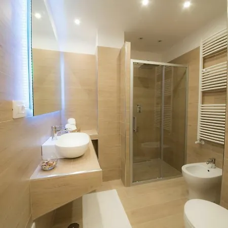 Cherie - Bed & Breakfast 3*