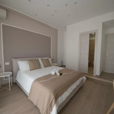 Cherie - Bed & Breakfast 3*