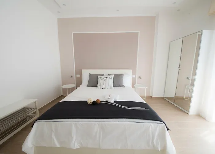 ベッド・アンド・ブレックファスト シェリー