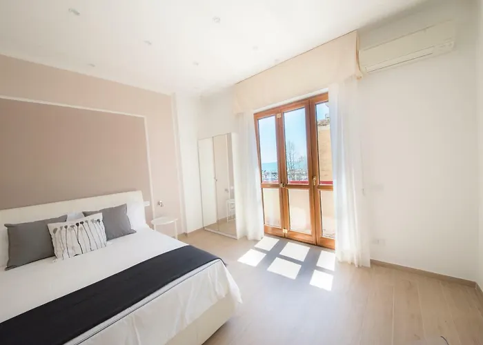 シェリー ベッド・アンド・ブレックファスト