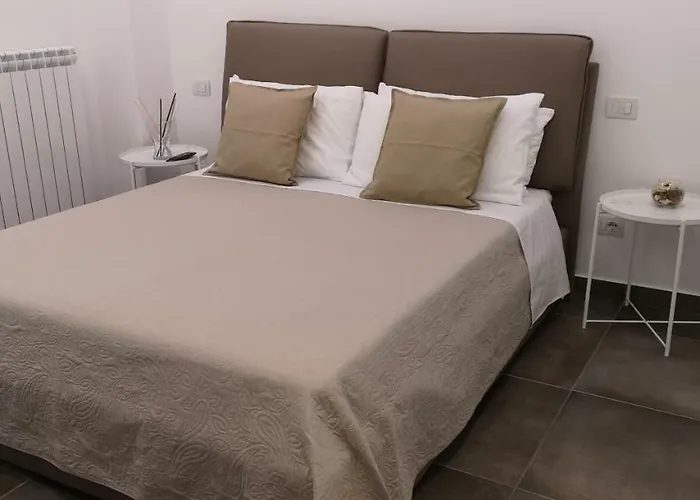 シェリー ベッド・アンド・ブレックファスト